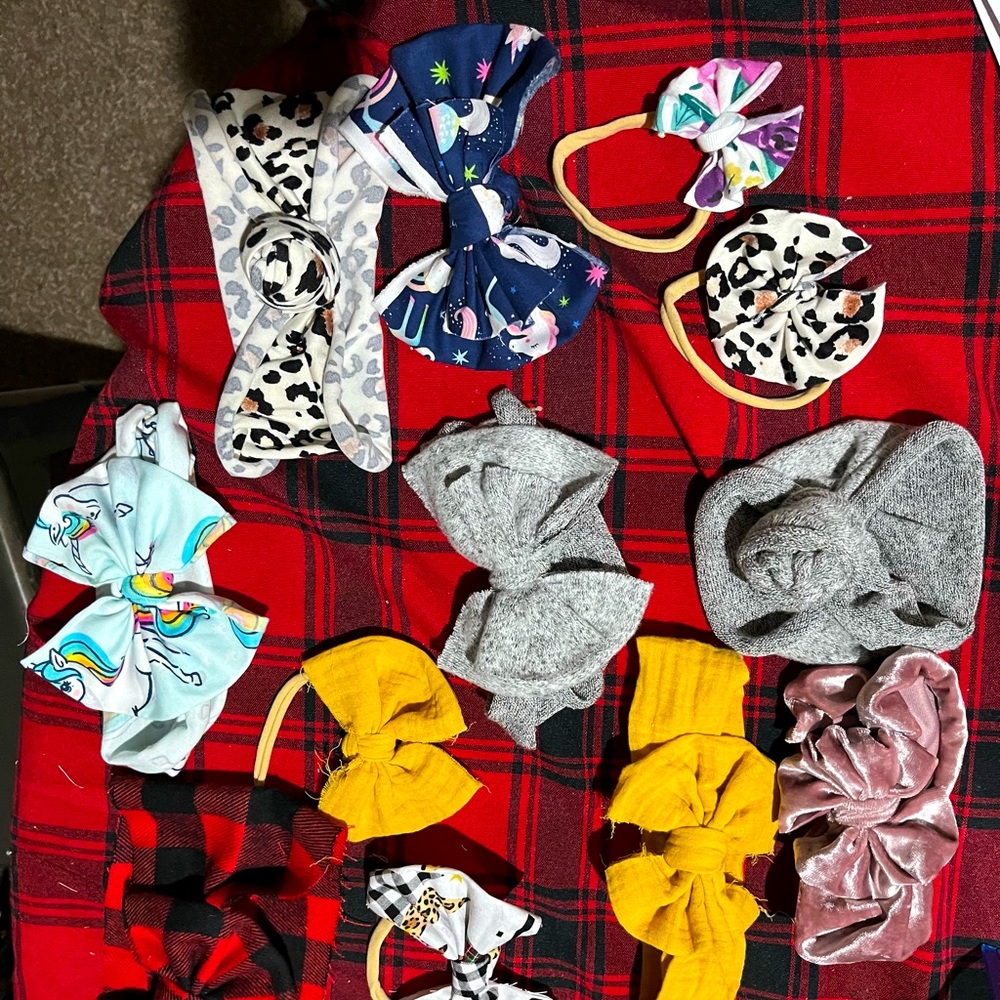 Tons of fabric! BOWS BOWS BOWS